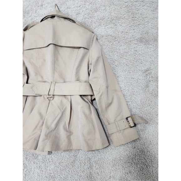 Authentic Burberry Trench Coat Beige Size Large - Picture 12 of 13